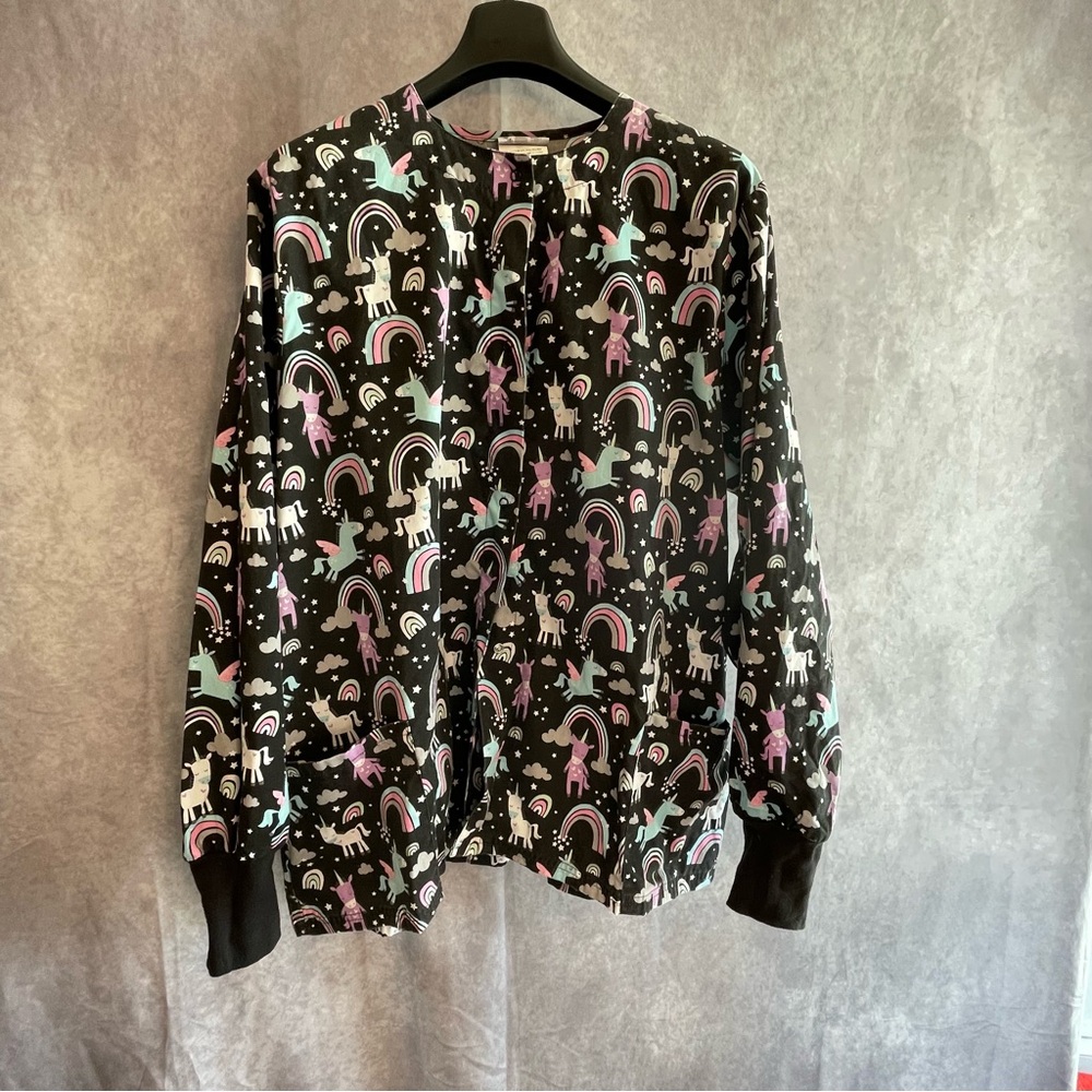 UA Scrubs Black Multicolor Unicorns and Rainbows Patterned Jacket (XL)